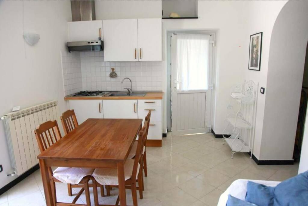 Le Case Della Lizza - Casa Blu Λεβάντο Εξωτερικό φωτογραφία