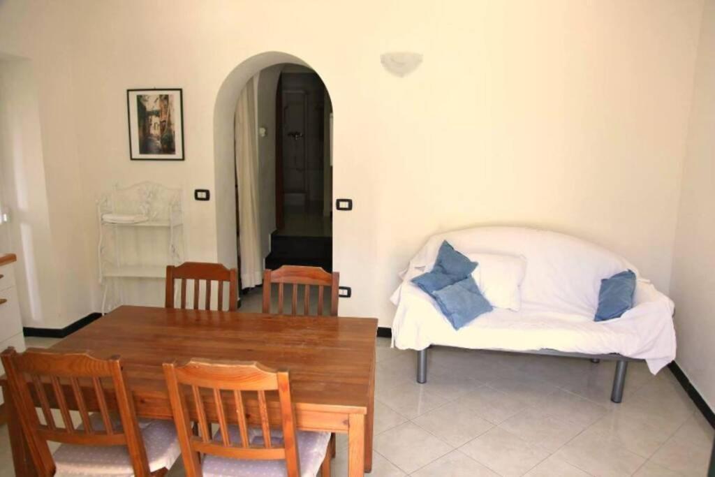 Le Case Della Lizza - Casa Blu Λεβάντο Εξωτερικό φωτογραφία